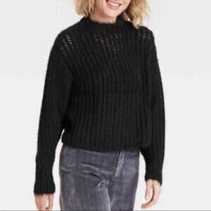 Universal Thread Black Open-Knit Crewneck Sweater